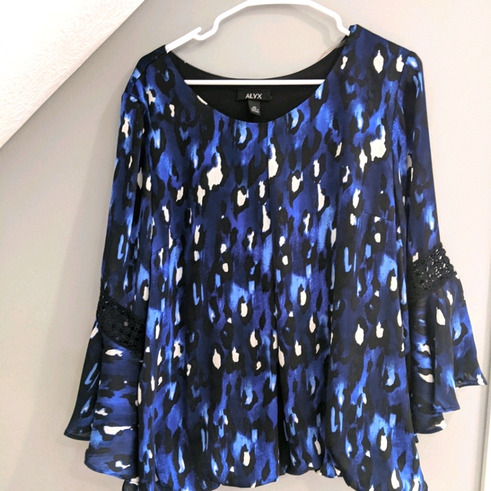 Ladies blouse